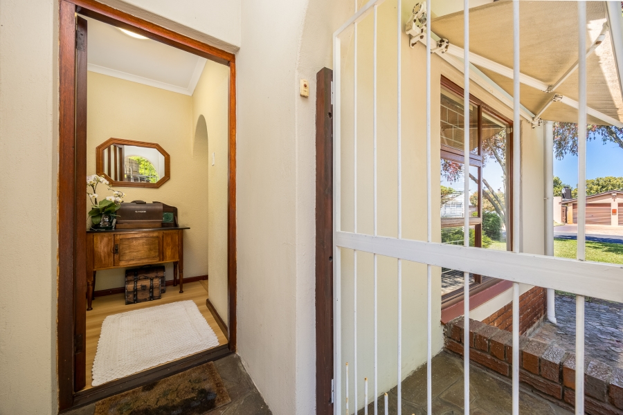 3 Bedroom Property for Sale in St Dumas Western Cape